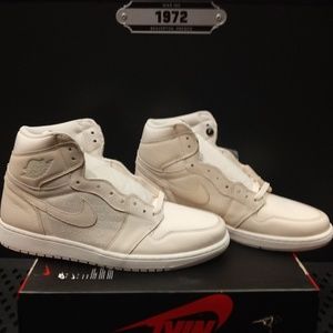 Jordan 1 Retro High 'Guava Ice'